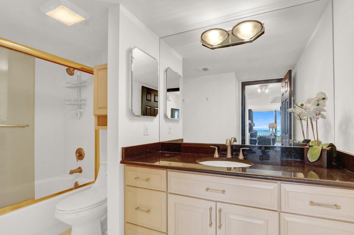 5510 N Ocean Drive 12b