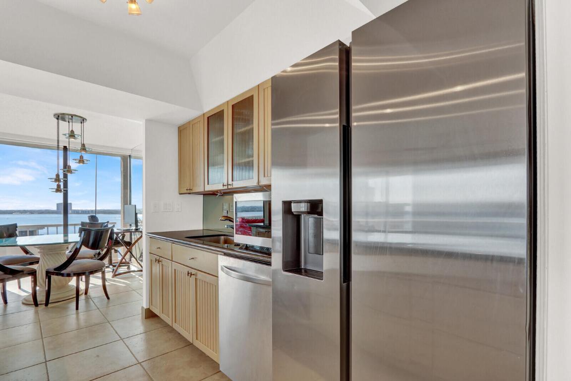 5510 N Ocean Drive 12b