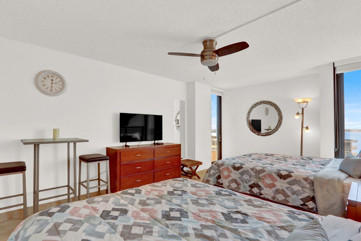 5510 N Ocean Drive 12b