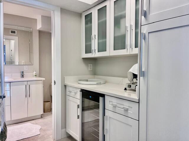 5380 N Ocean Drive 17g