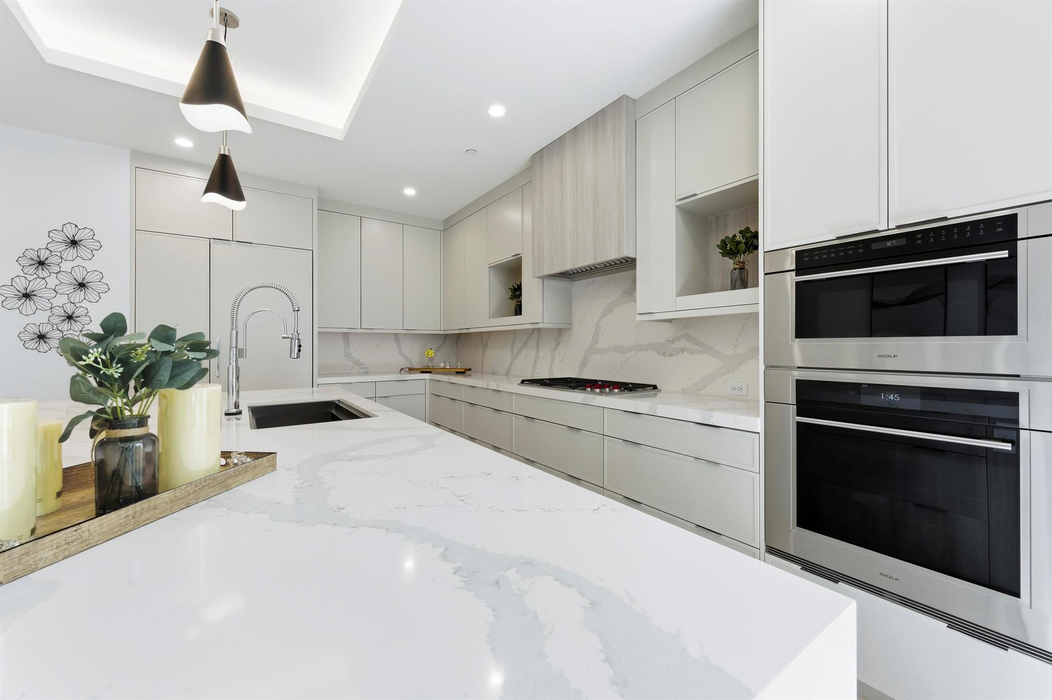 2323 Lake Drive 201