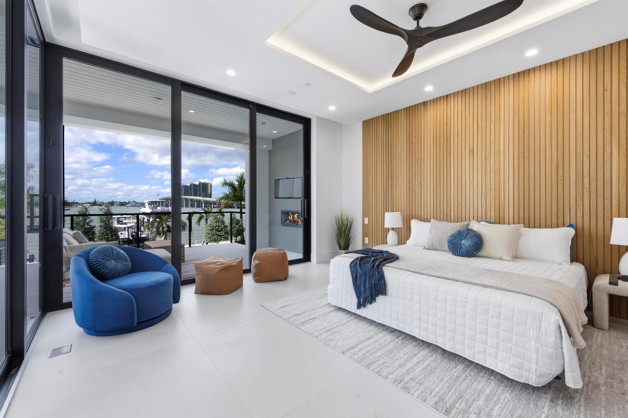 2323 Lake Drive 201