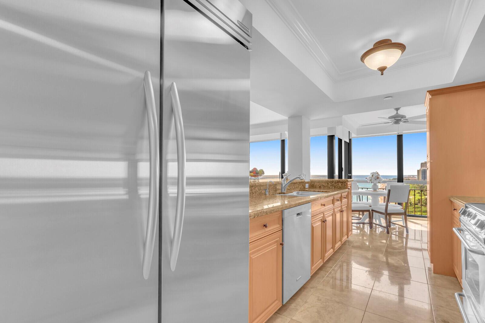 4000 N Ocean Drive 1702