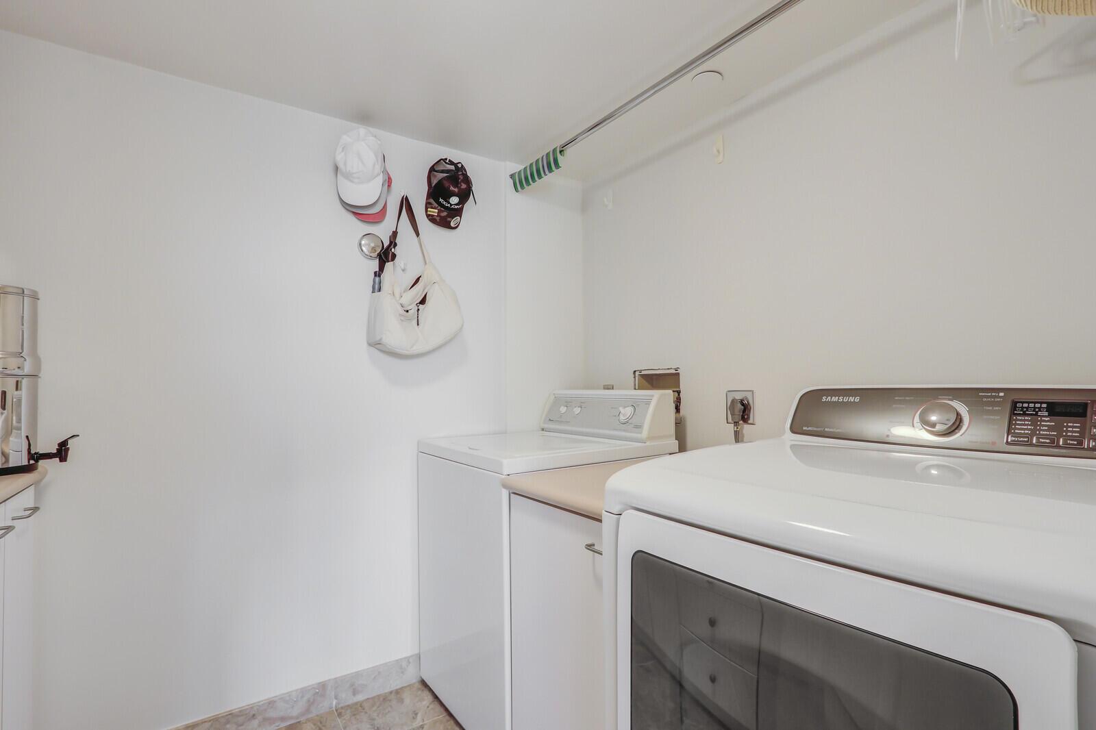 4000 N Ocean Drive 1702