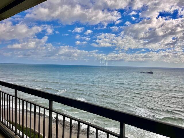 4000 N Ocean Drive 1702