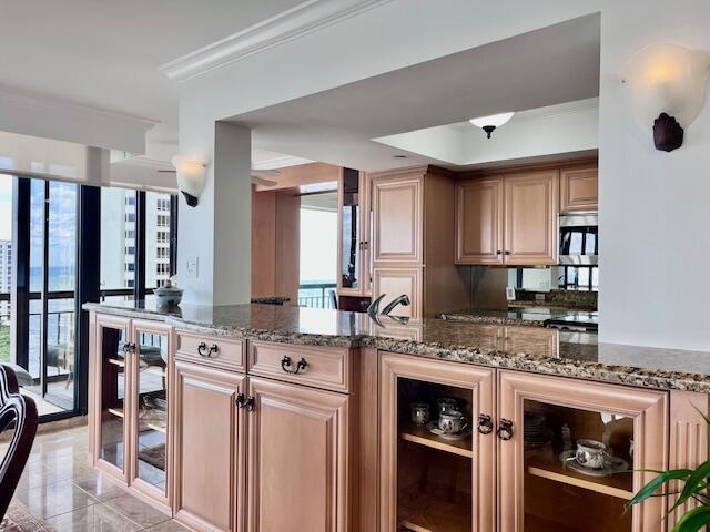 4000 N Ocean Drive 1702