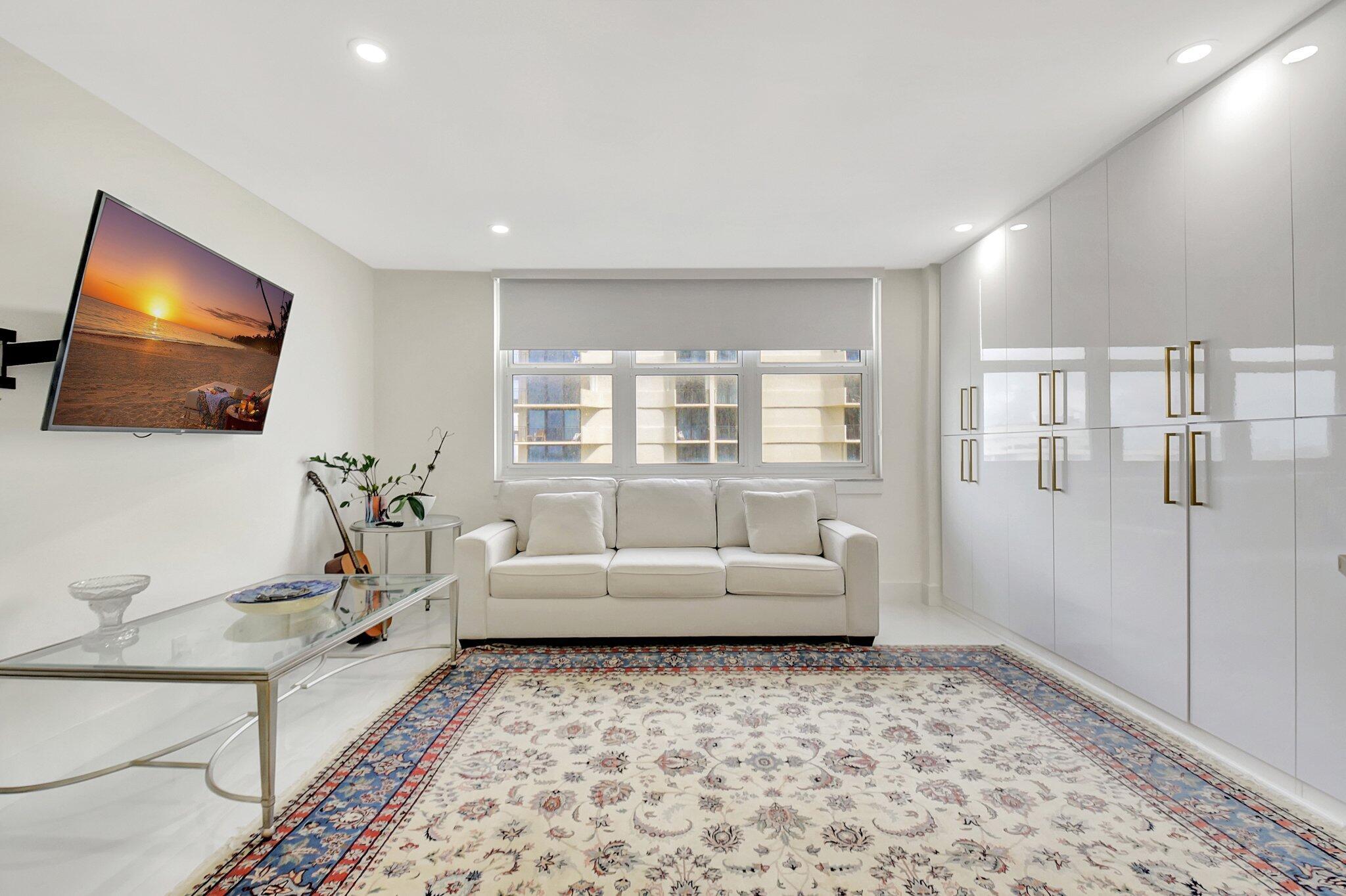 5440 N Ocean Drive 1002