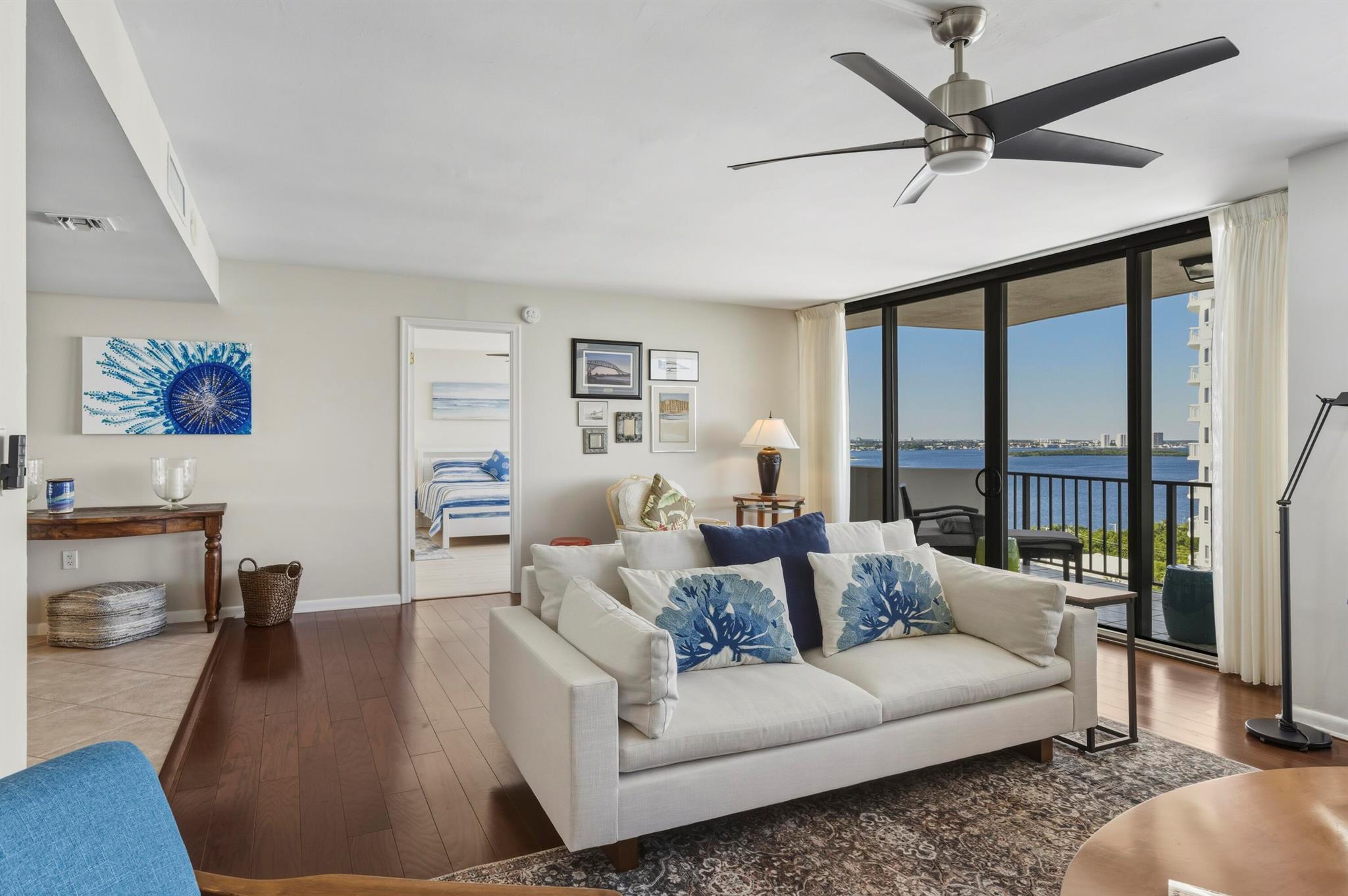 4200 N Ocean Drive 1-1705