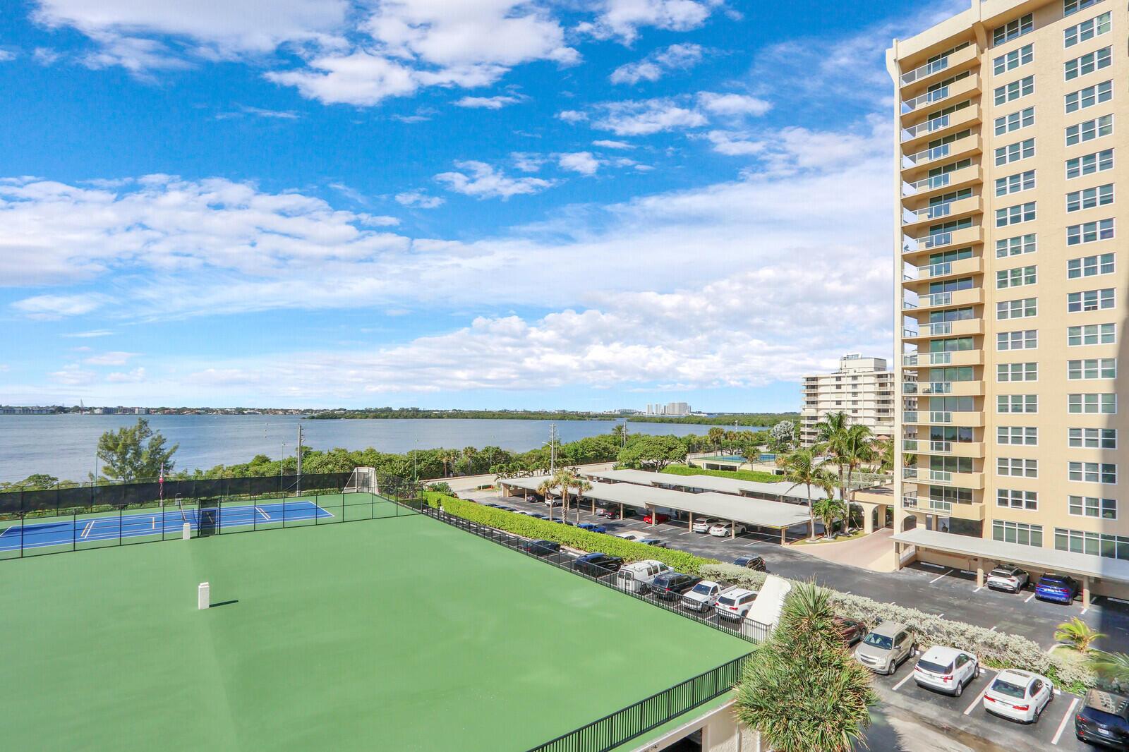 5420 N Ocean Drive 506