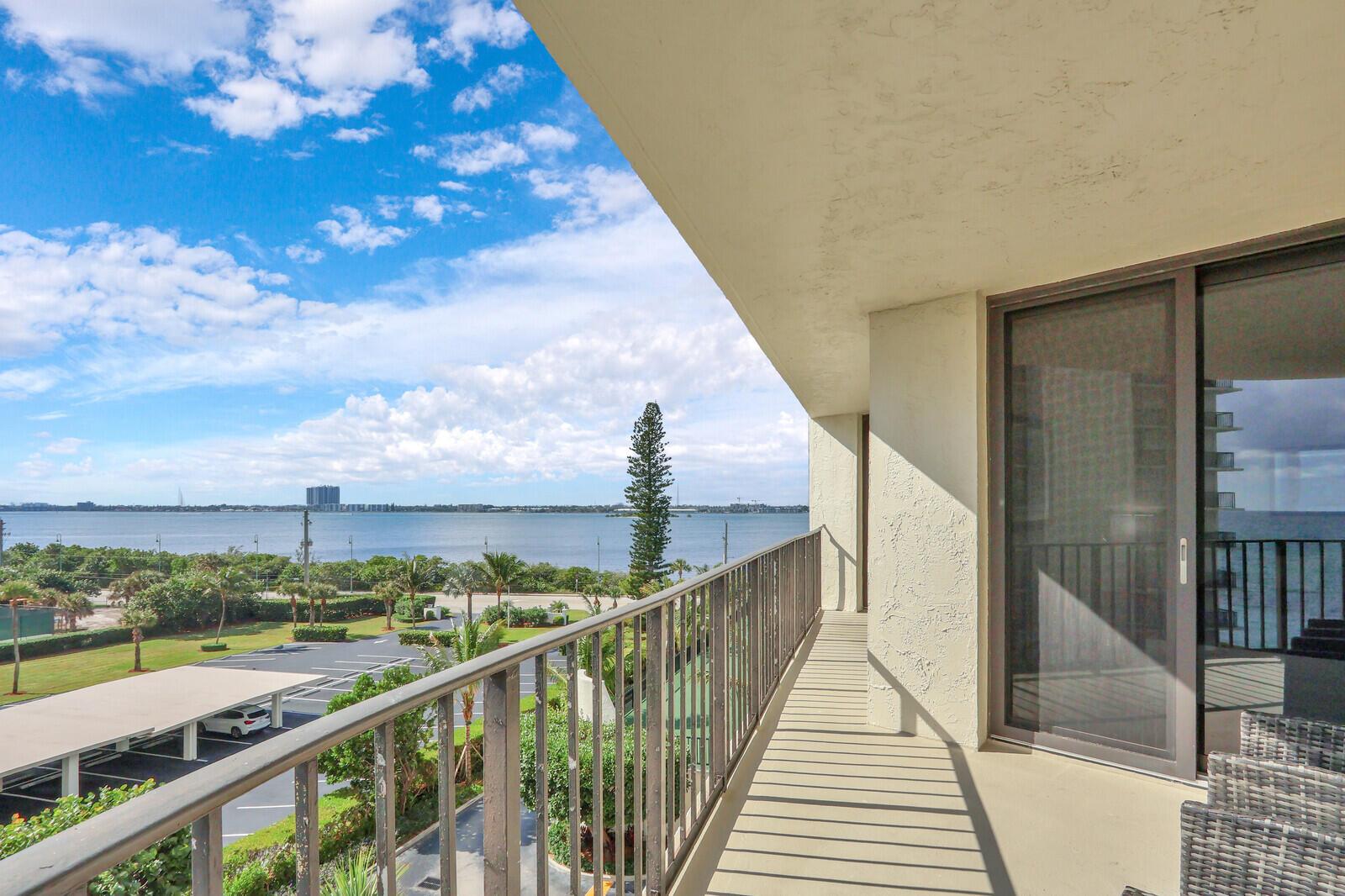 5420 N Ocean Drive 506