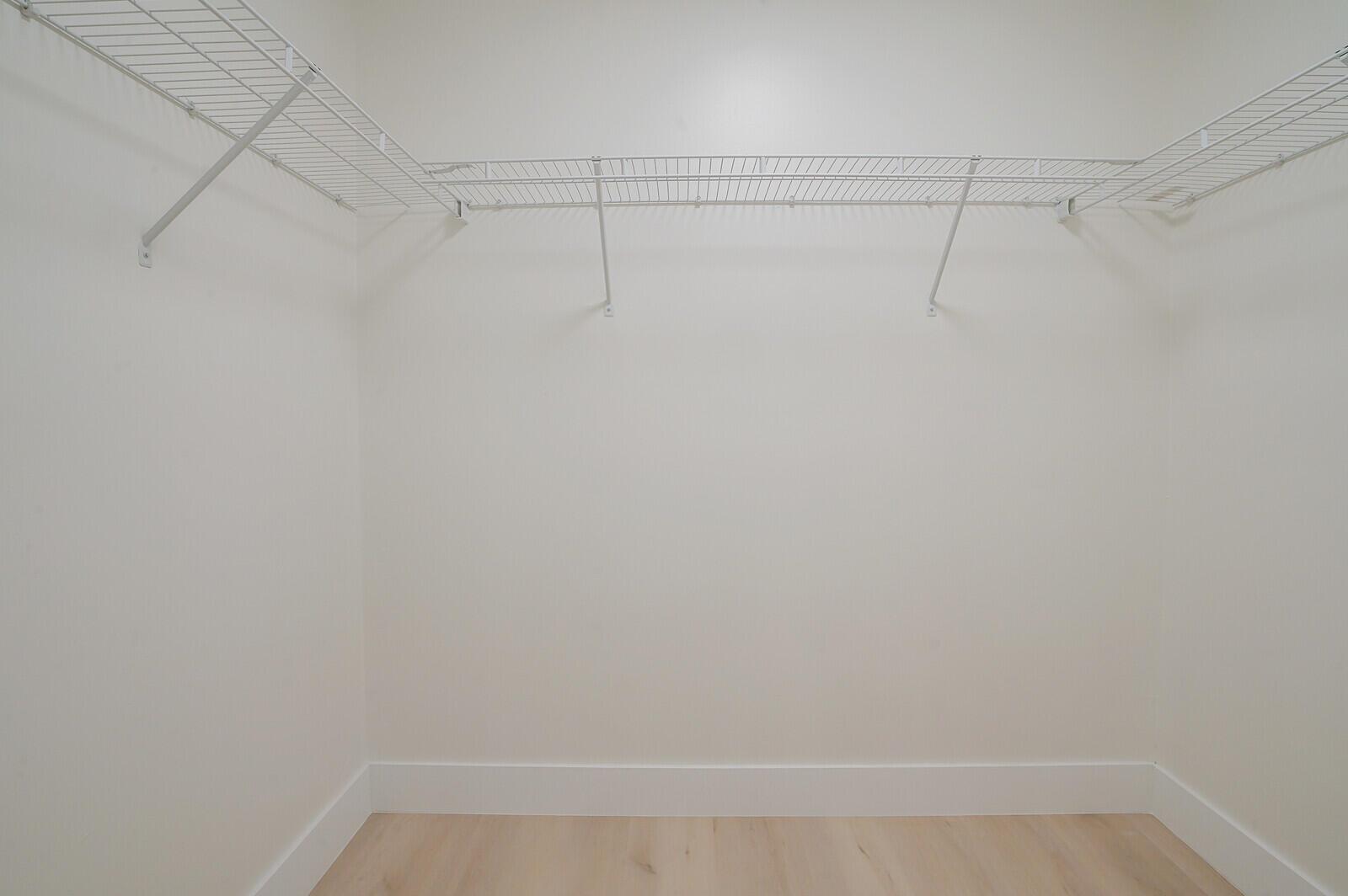 1605 S Us Highway 1 A308