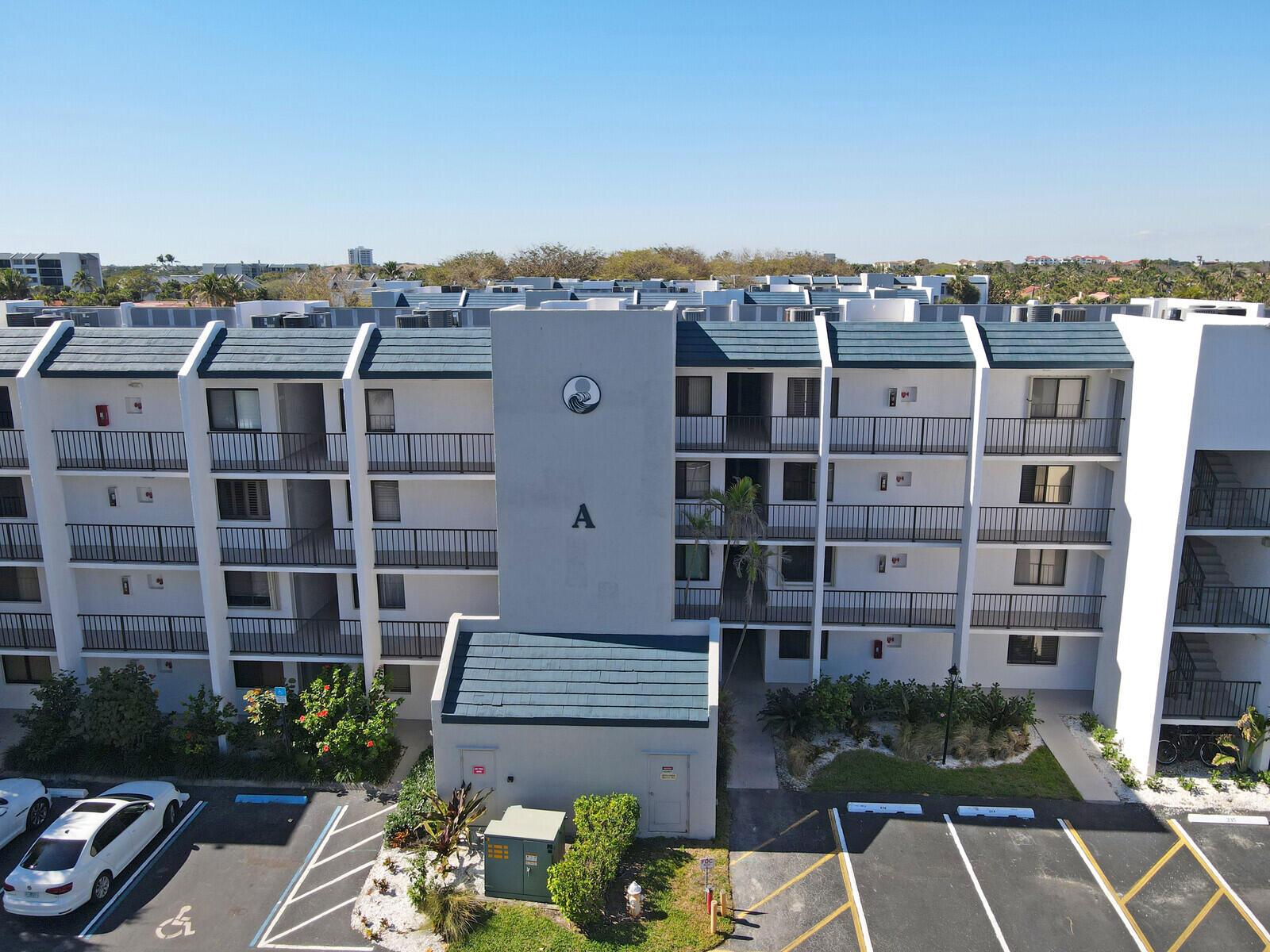 1605 S Us Highway 1 A308