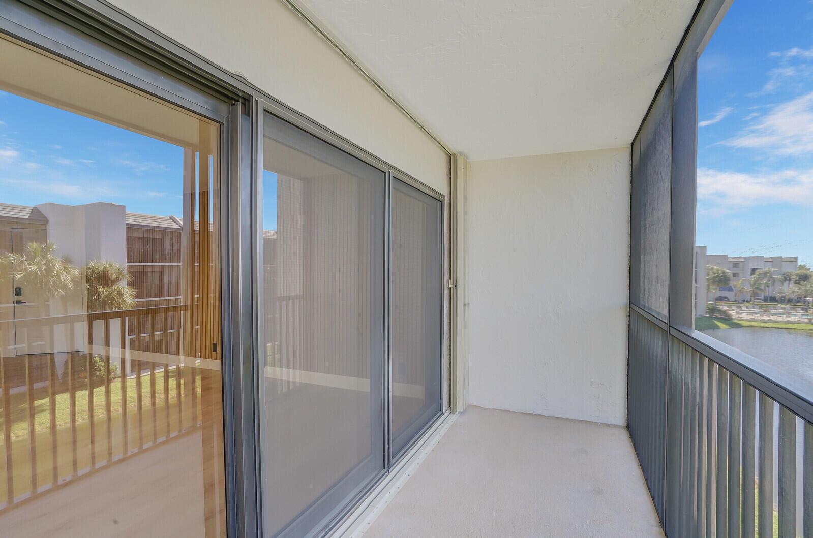 1605 S Us Highway 1 A308