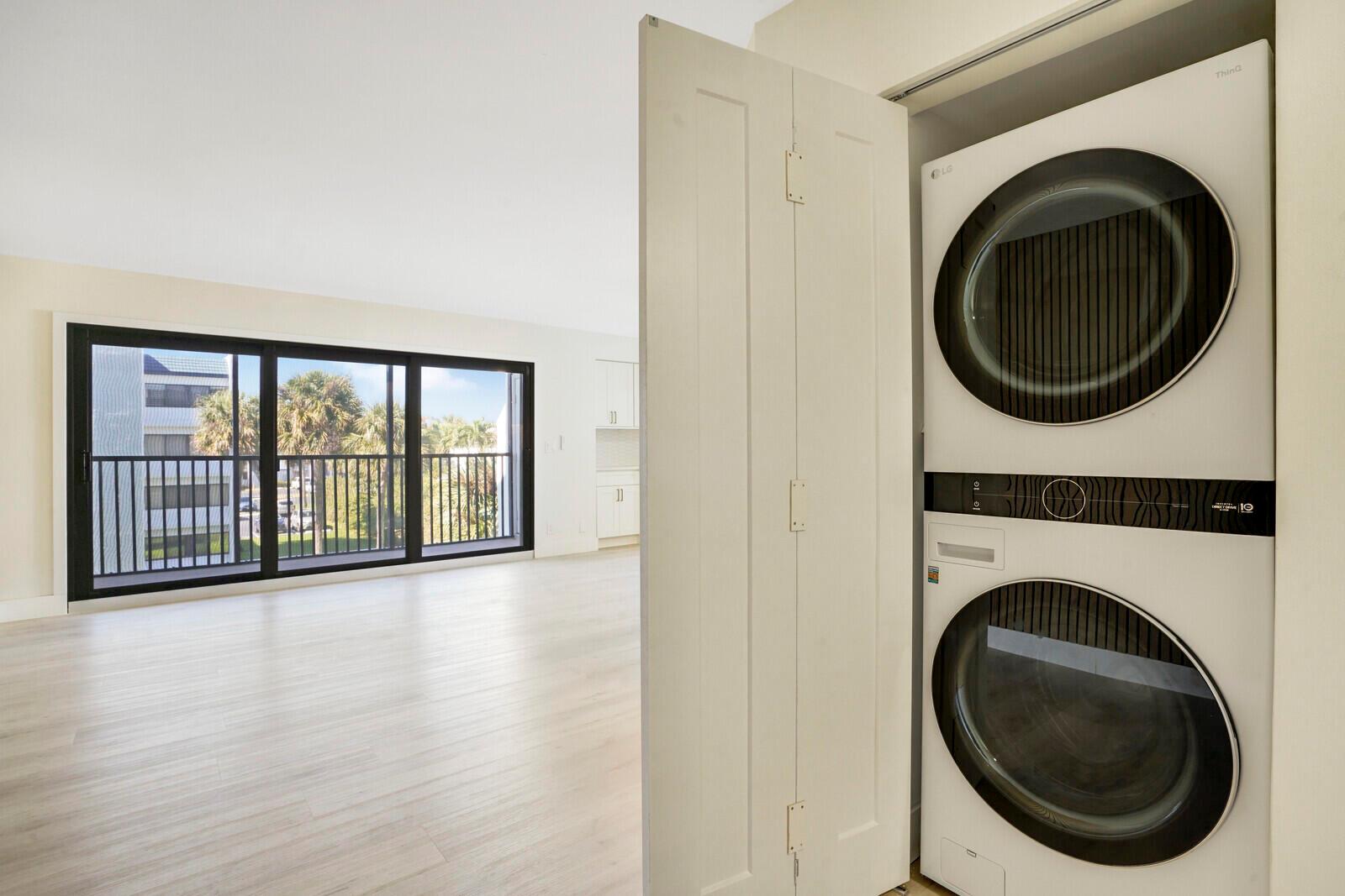 1605 S Us Highway 1 A308