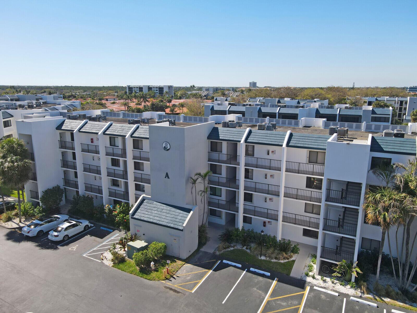 1605 S Us Highway 1 A308