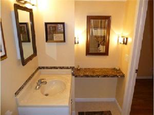 117 Lehane Terrace 201