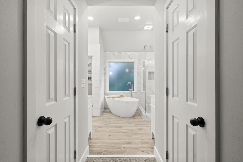 6820 Little Fox Trail