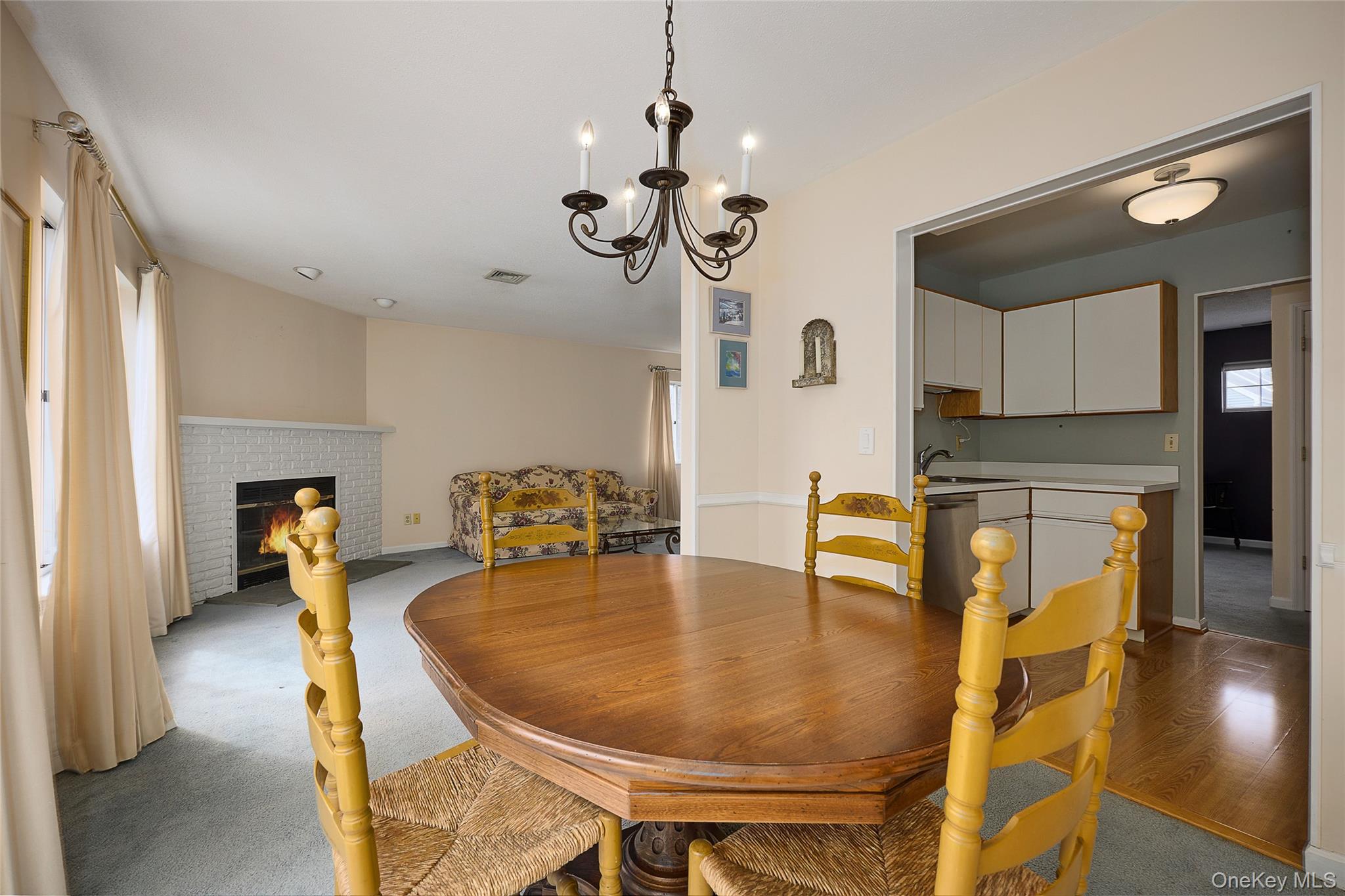 406 Bentley Court