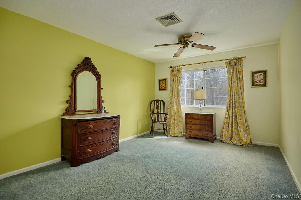 406 Bentley Court