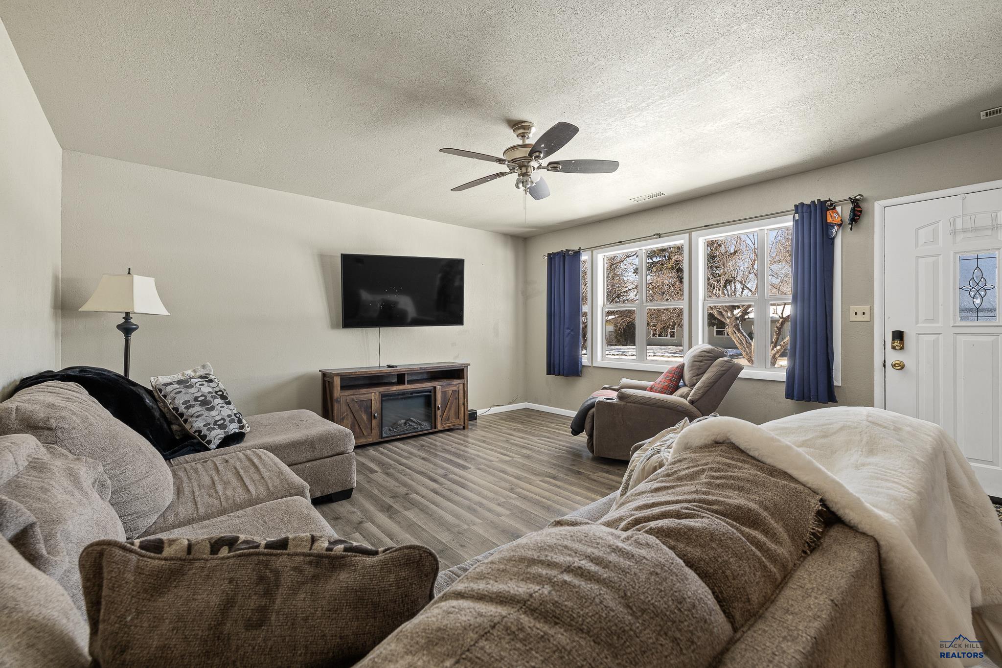 1210 RACINE