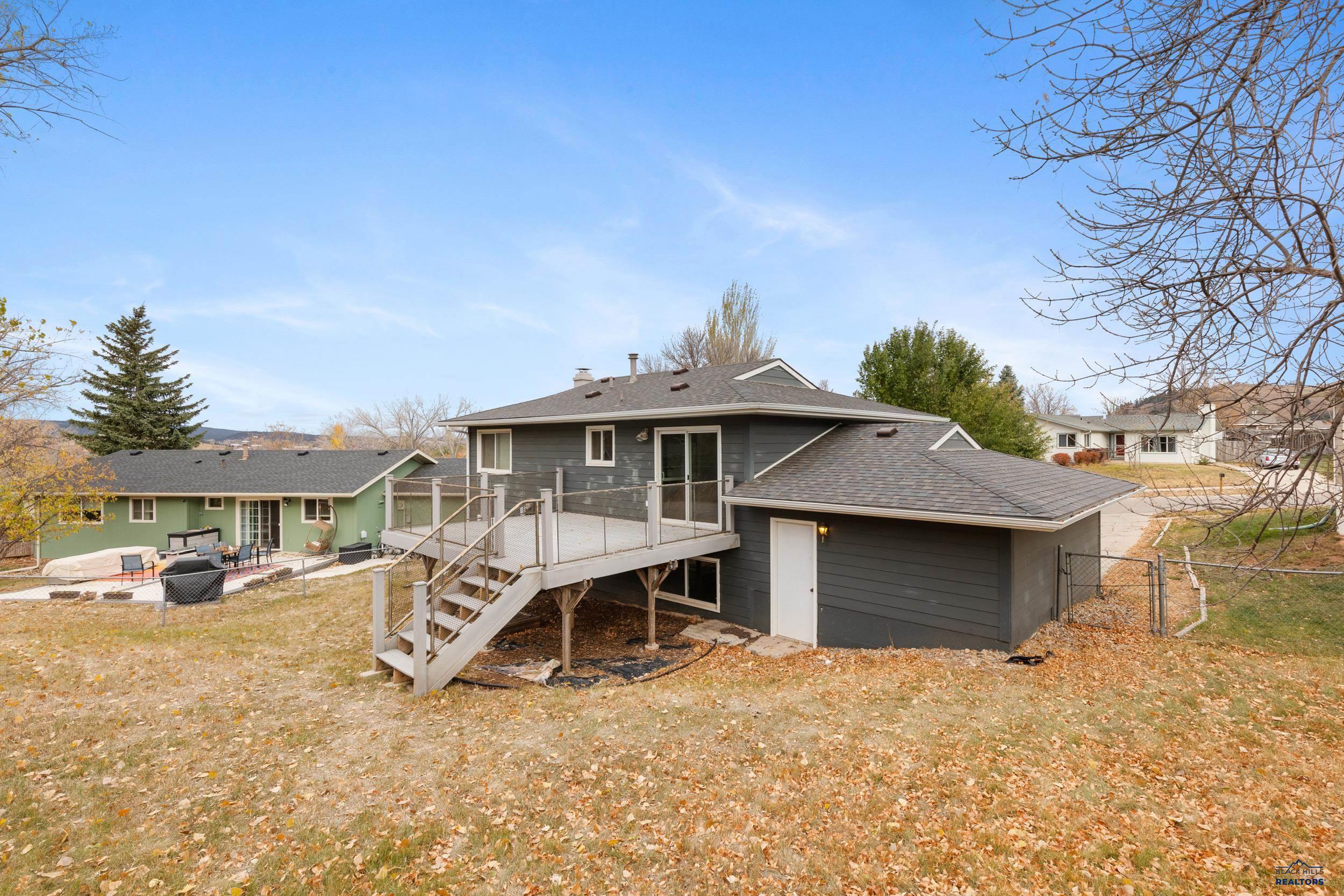 2715 TOMAHAWK DR
