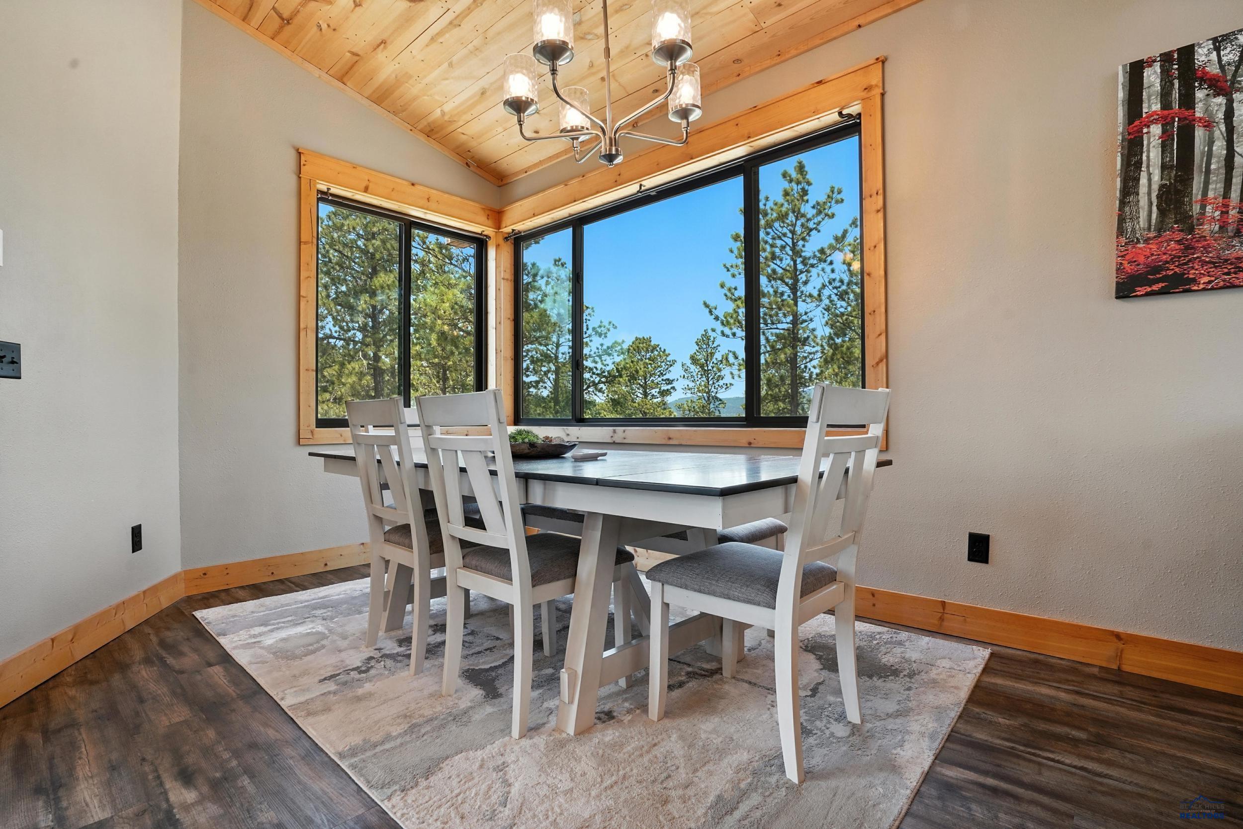 21304 & 21302 WASP RD