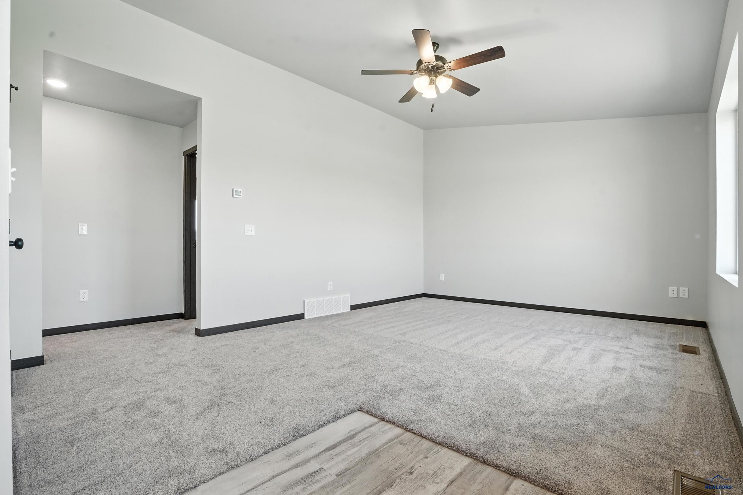 1026 DRIVER CIRCLE