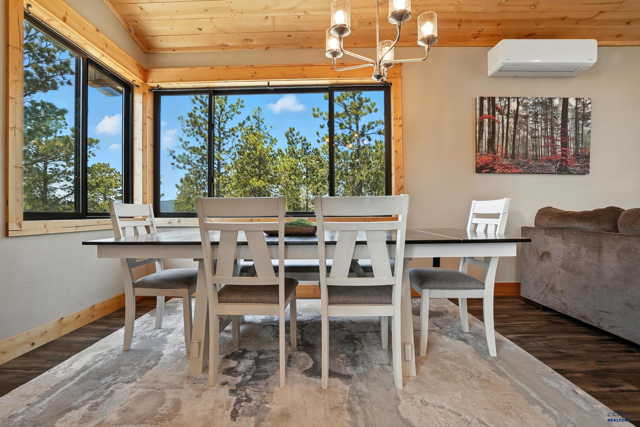 21304 & 21302 WASP RD