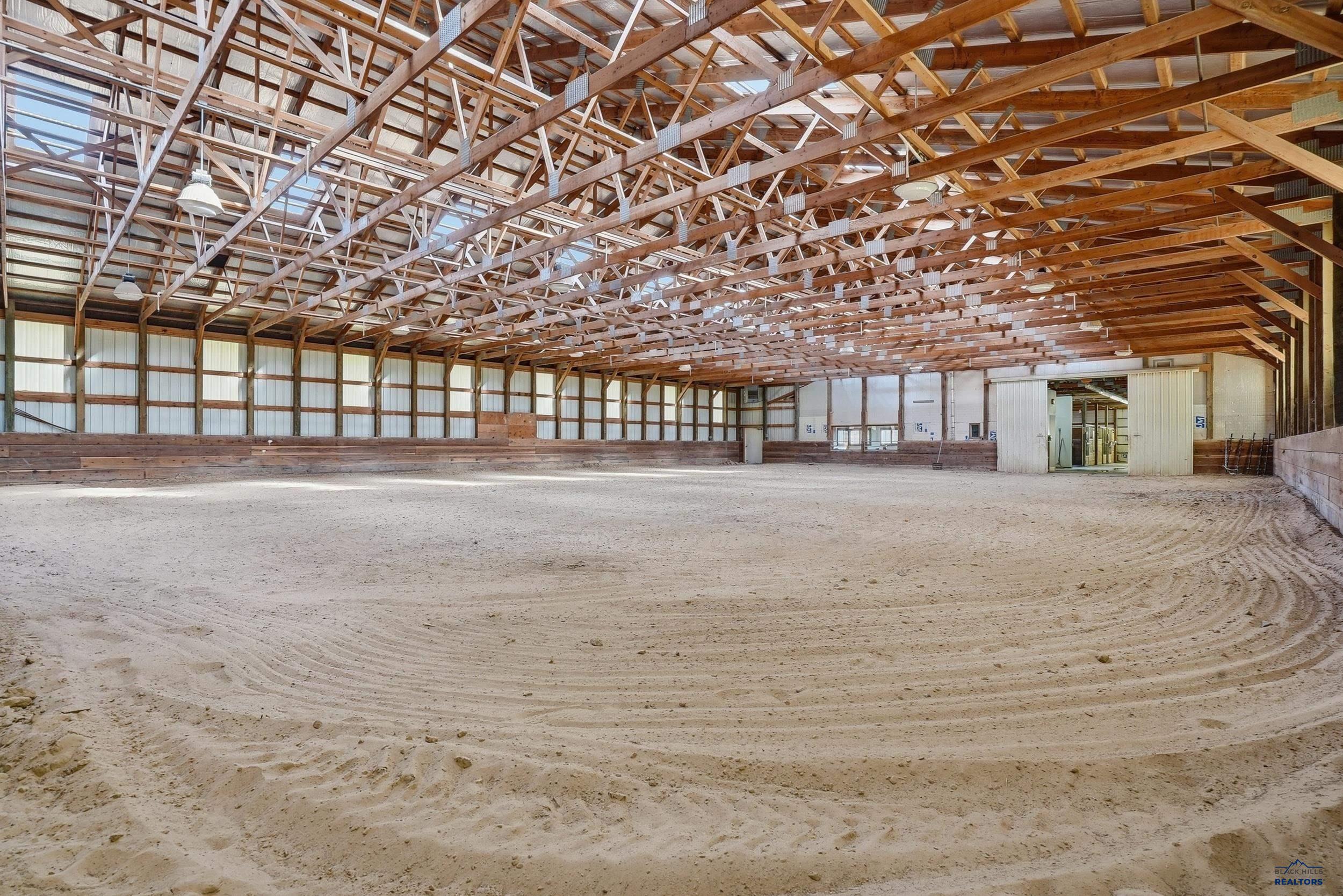 1810 SKYLINE RANCH RD