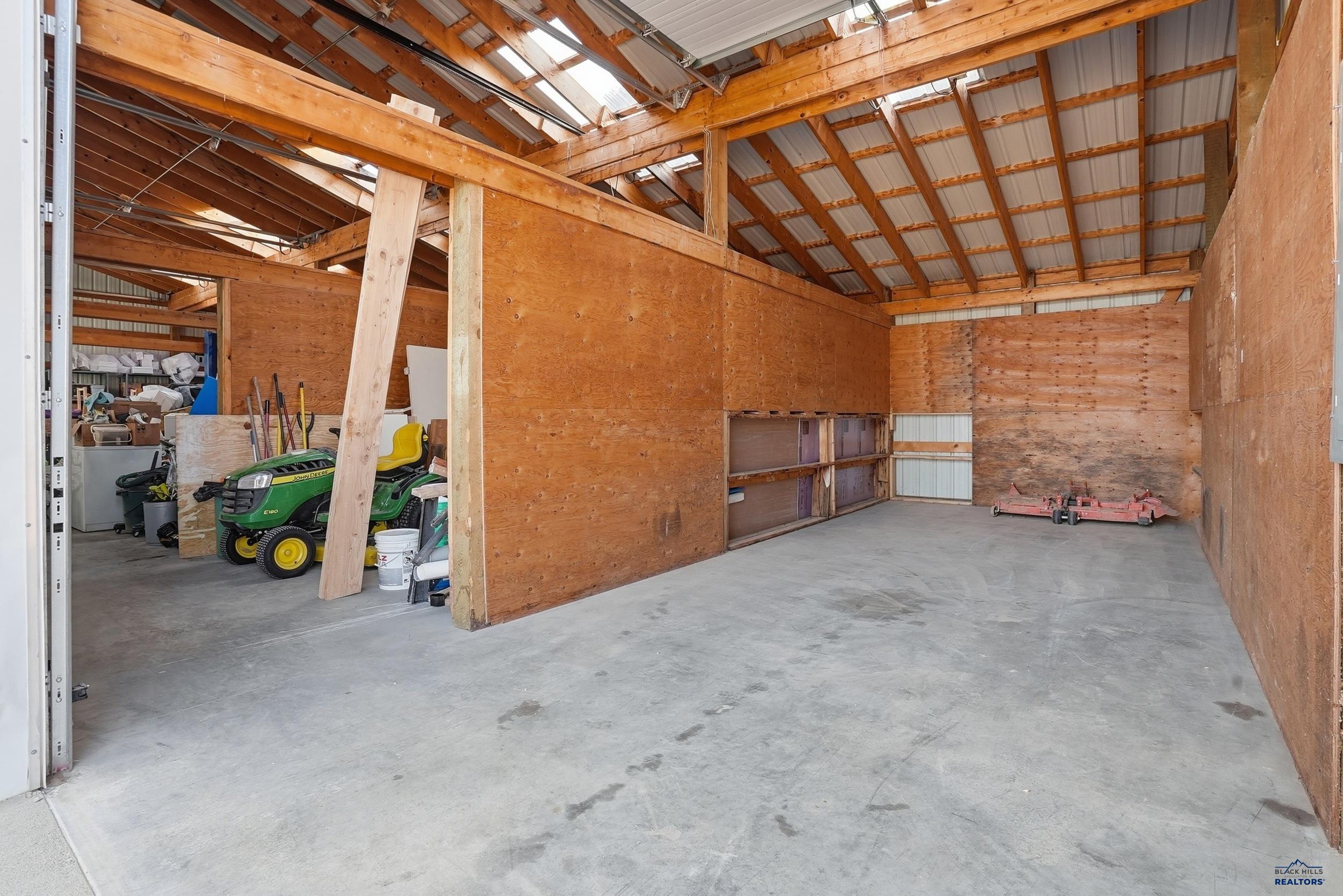 1810 SKYLINE RANCH RD