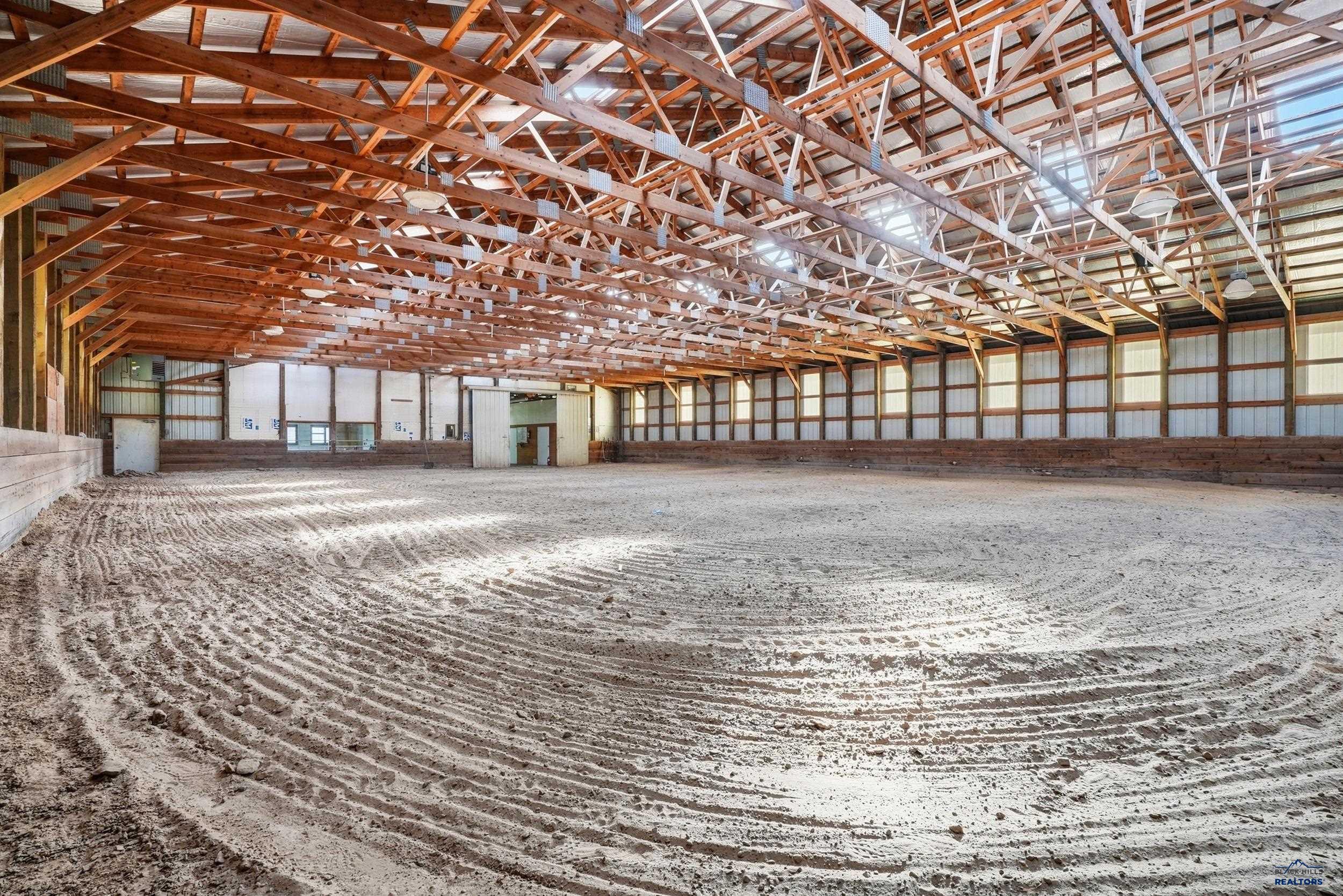 1810 SKYLINE RANCH RD