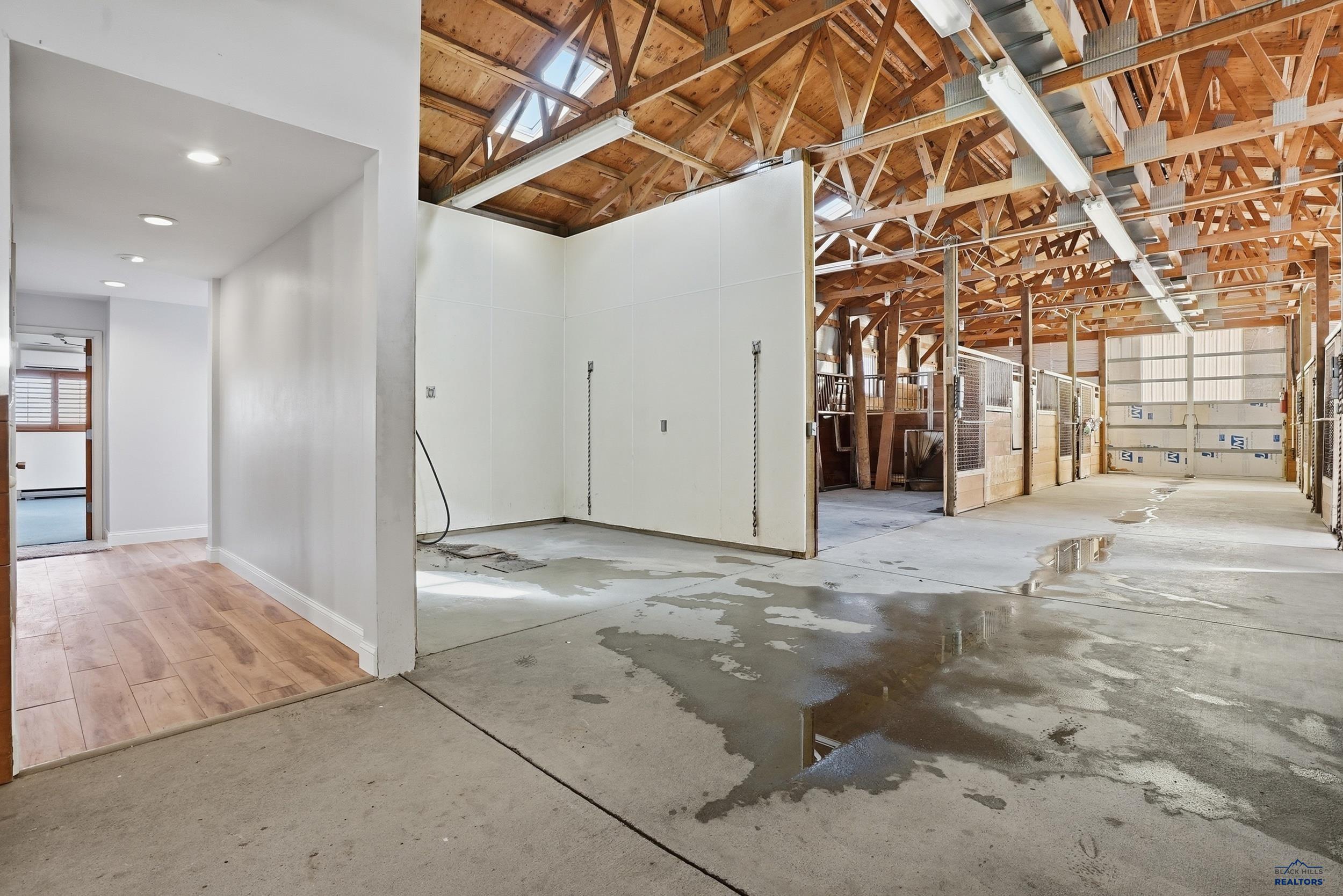 1810 SKYLINE RANCH RD