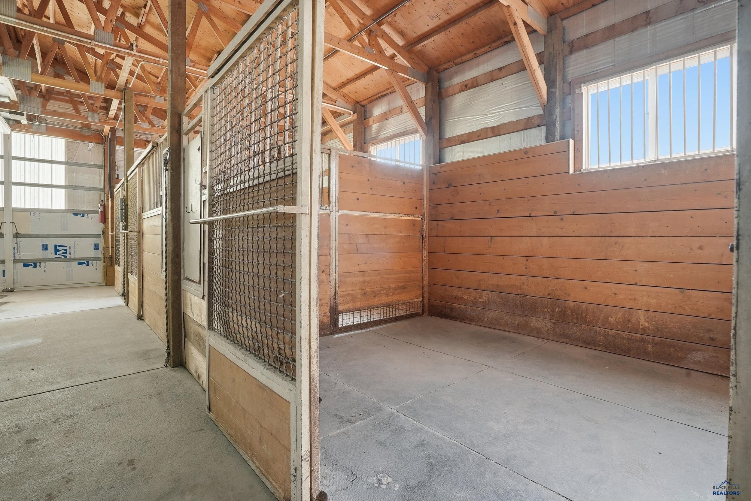 1810 SKYLINE RANCH RD