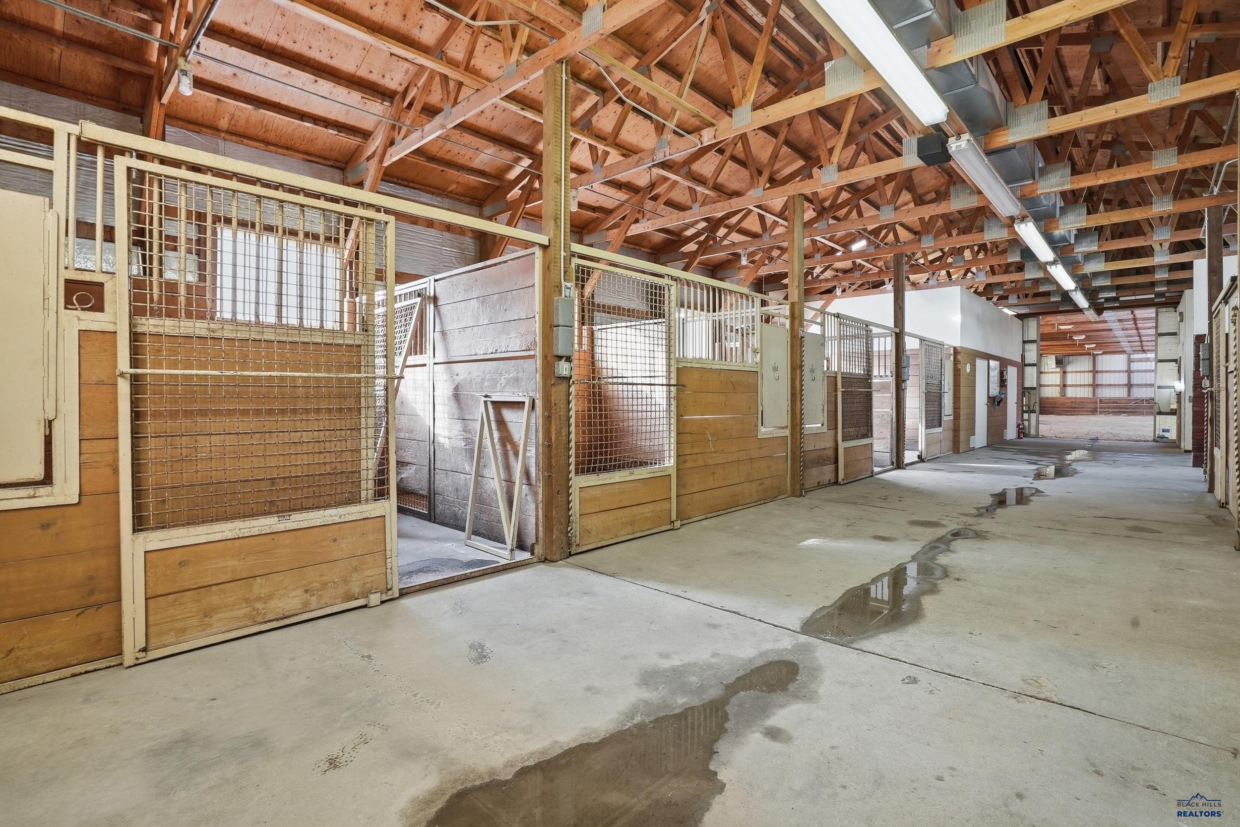 1810 SKYLINE RANCH RD