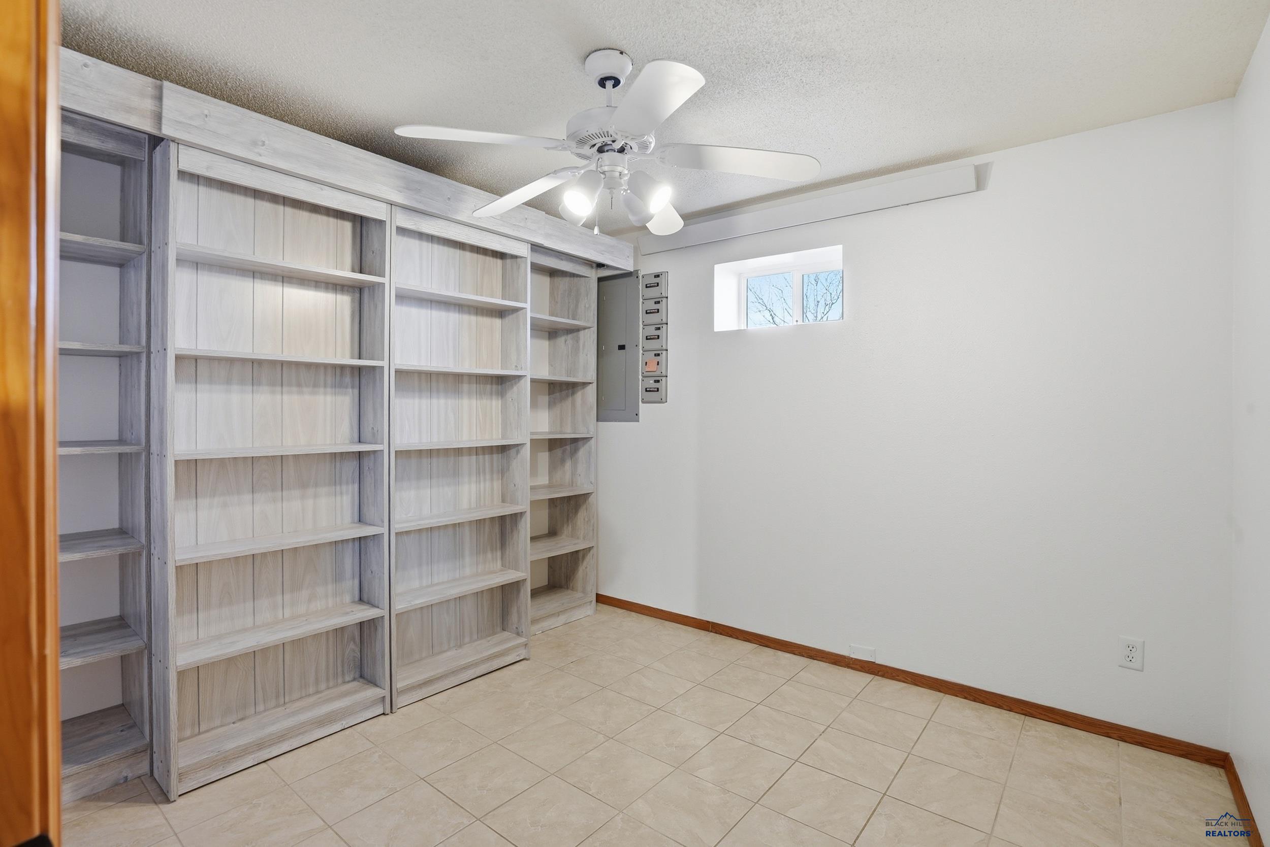 1200 PETERSON RD