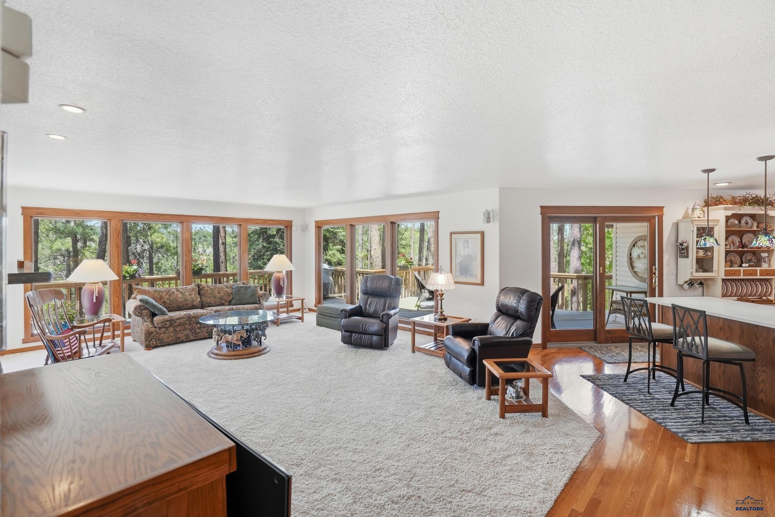 250 TIMBERLINE CT