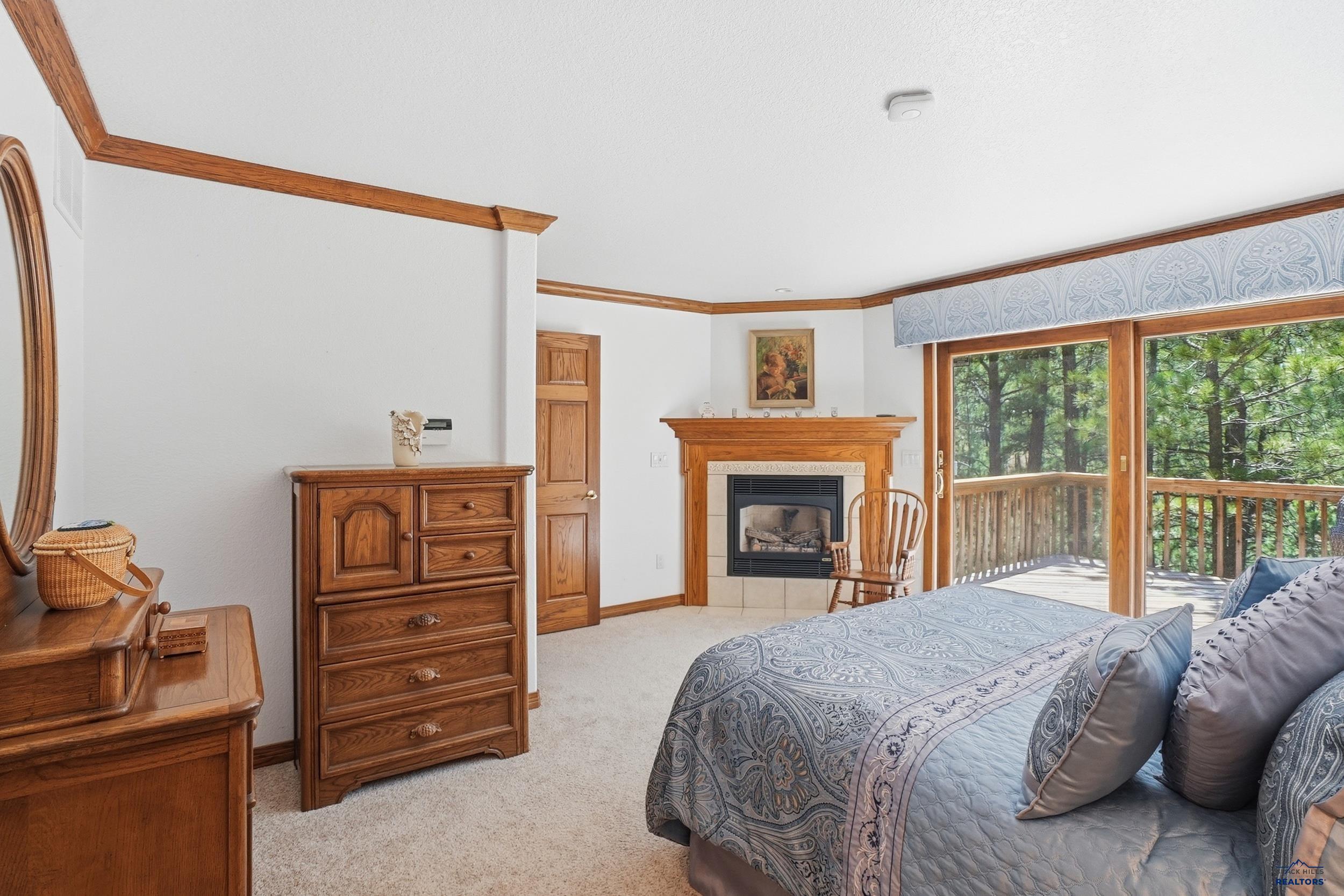 250 TIMBERLINE CT