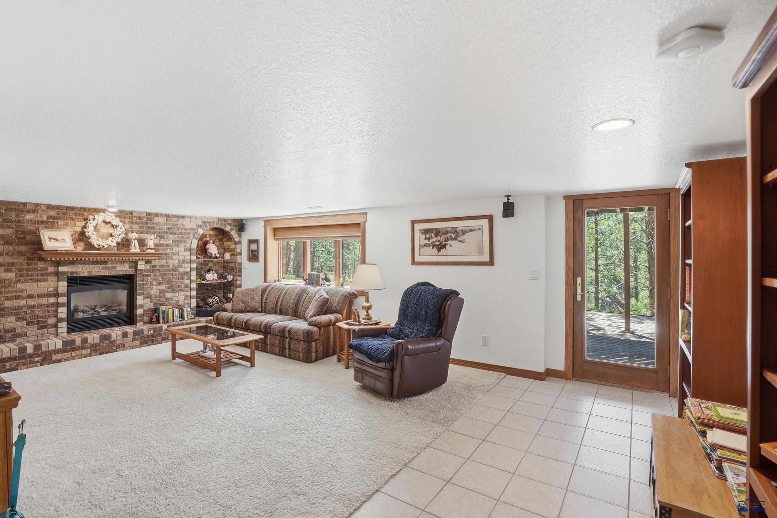 250 TIMBERLINE CT
