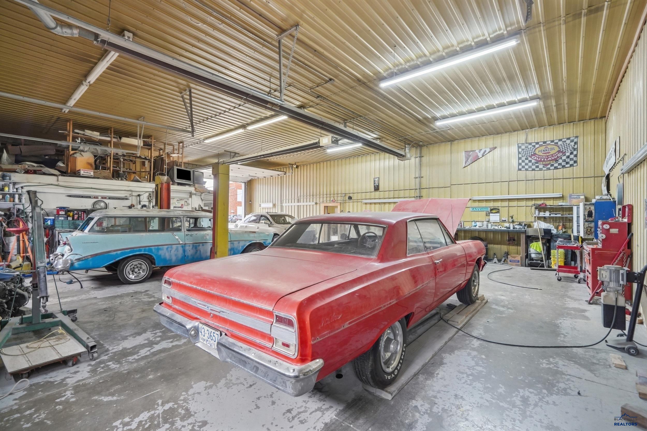 502 HERMAN