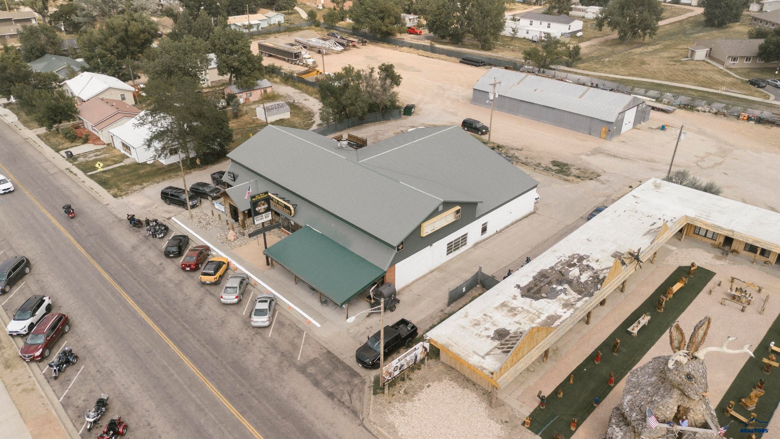 506 GLENN ST