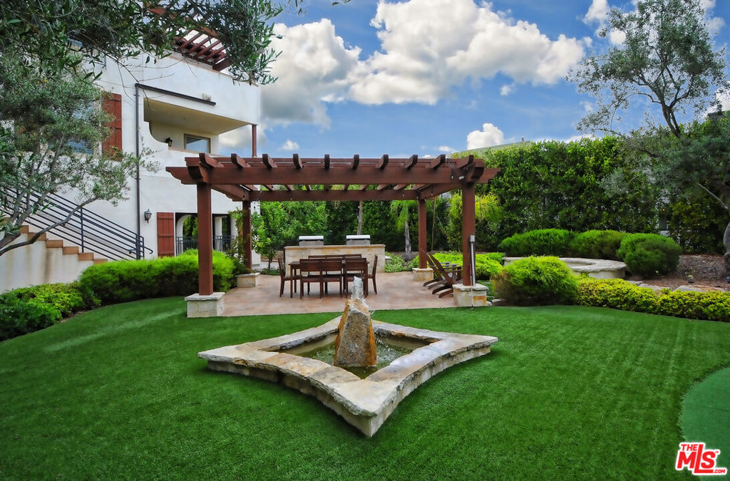 28220 Highridge Road 208