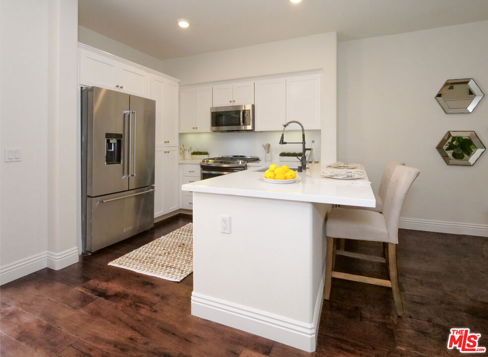 28220 Highridge Road 208