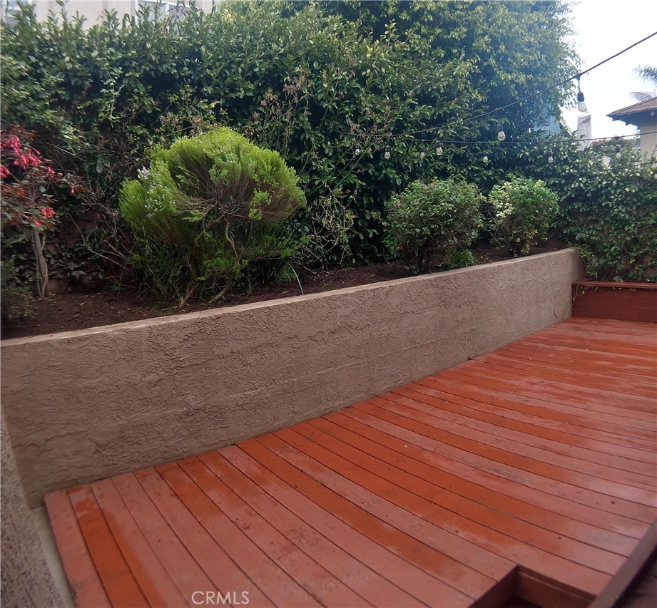 1913 Robinson Street B