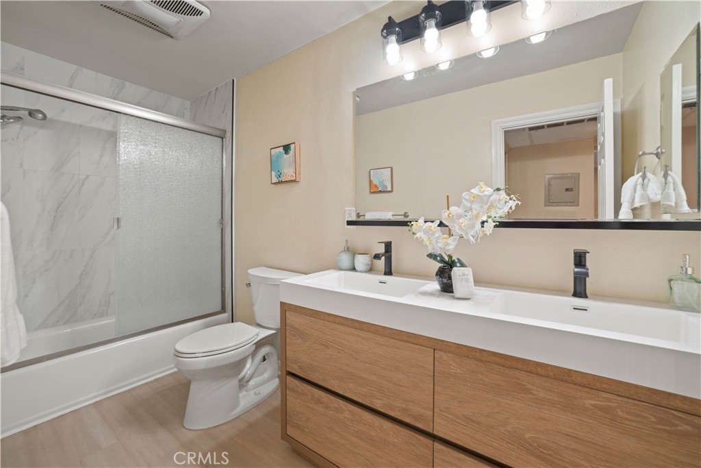8108 Raintree Circle