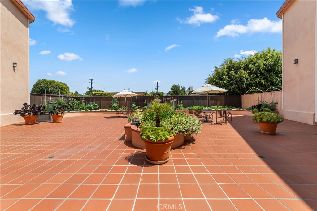 2025 4th Street 204A