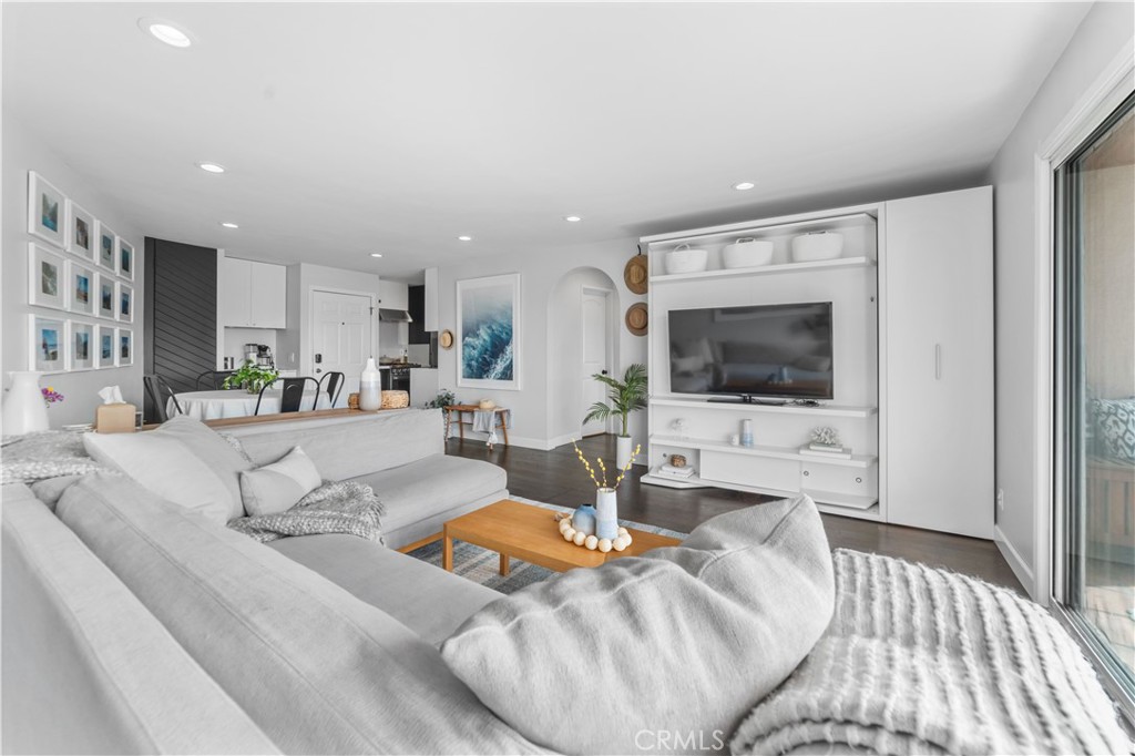 2025 4th Street 204A