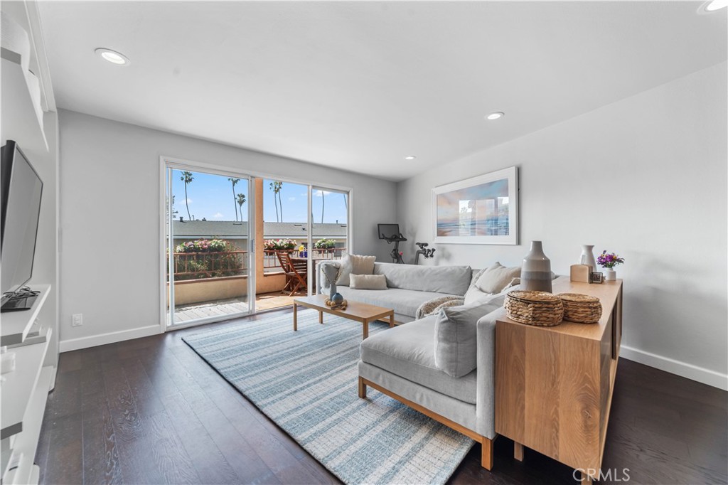 2025 4th Street 204A