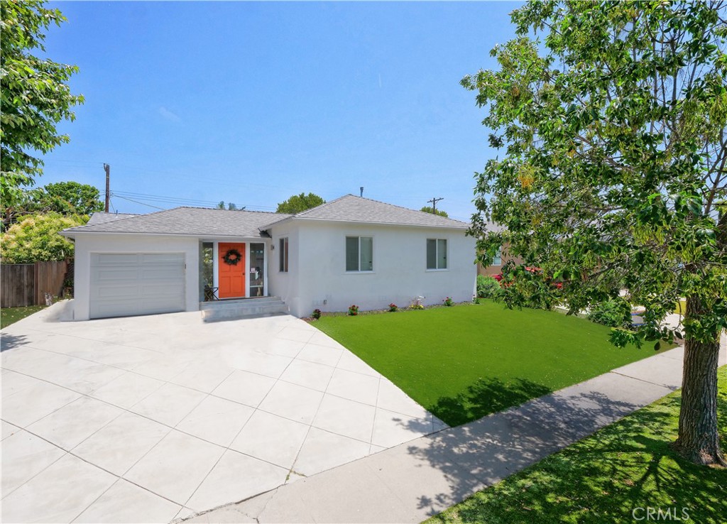 5435 W 76th Street