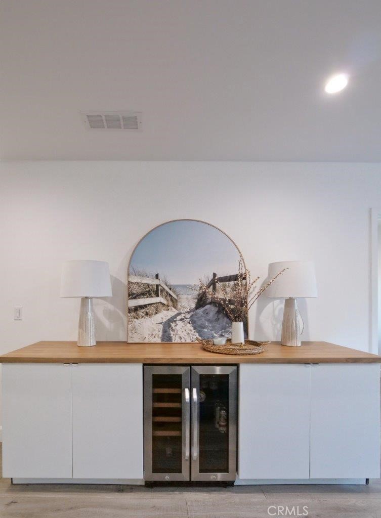 5435 W 76th Street