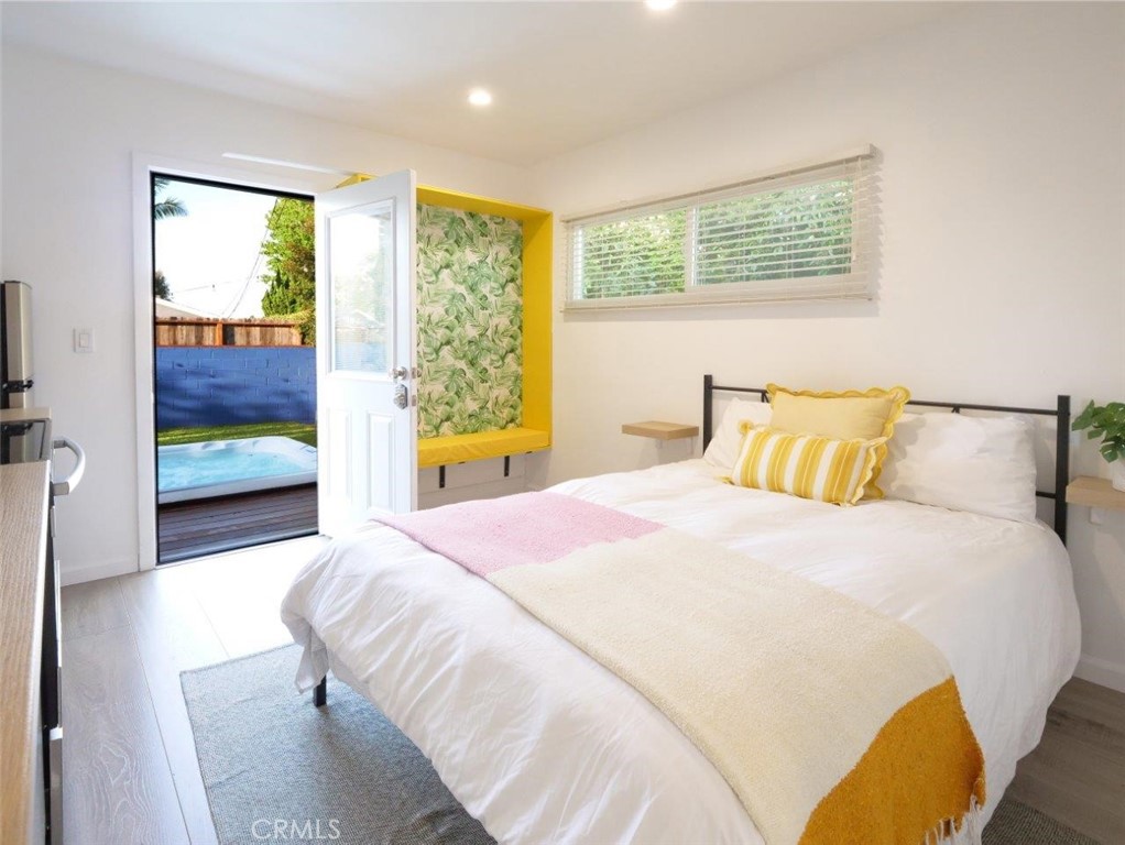 5435 W 76th Street